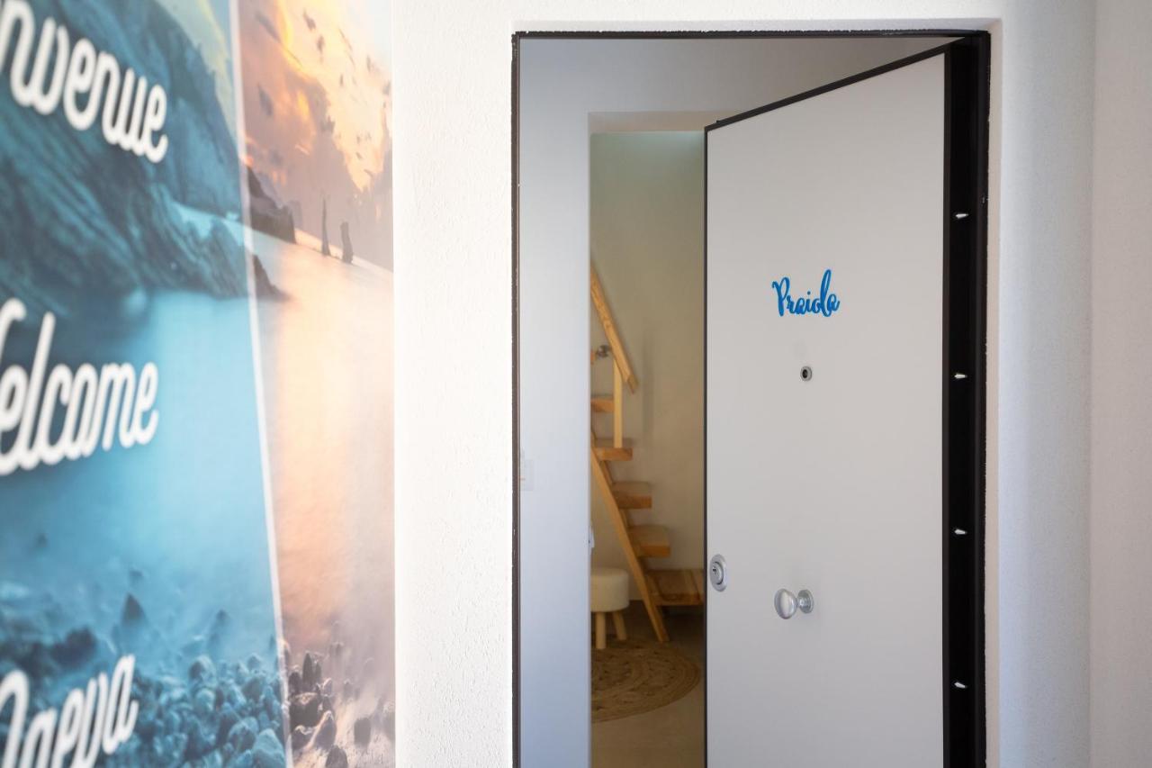 B&B Le Onde Praiola Terrasini Eksteriør billede